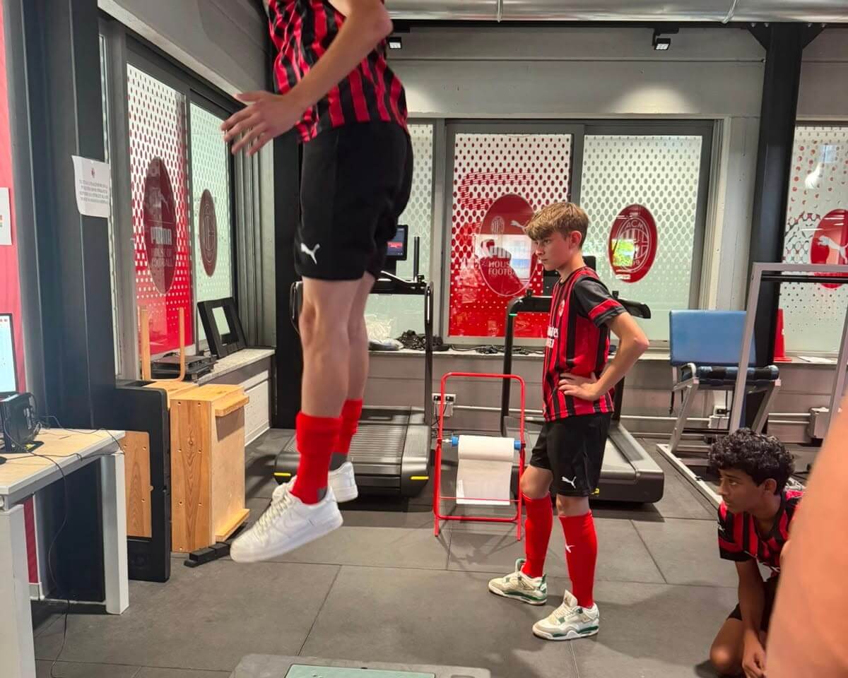 Highlight of the AC Milan Academy Experience Elite football program at Sportech Academy in Milan